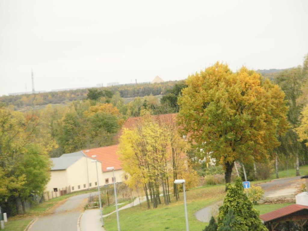 Ferienwohnung Zierold Zwenkau Pokoj fotografie